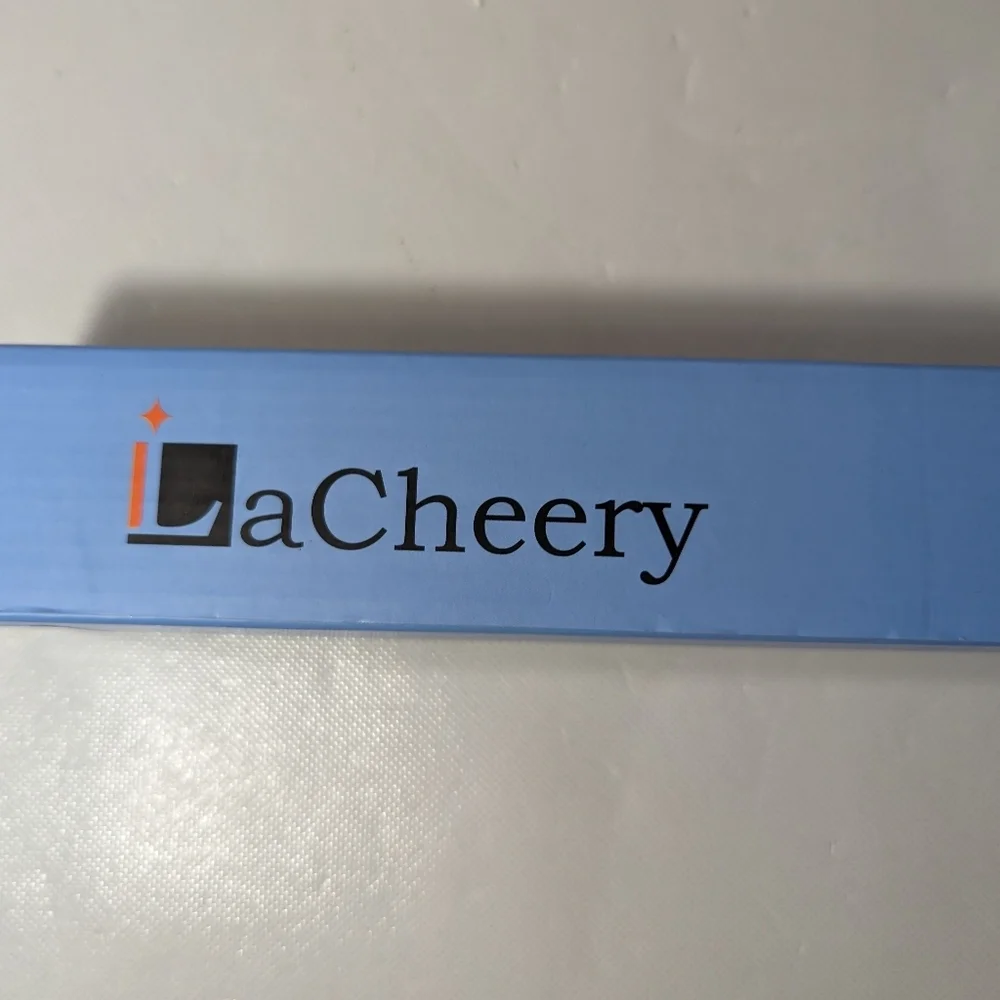NEW- LACHEERY PEEL AND STICK WALLPAPER 15.8